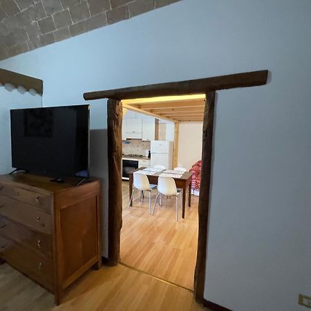 Piazzetta Del Forno Grazioso Bilocale Ad Assergi Exteriér fotografie